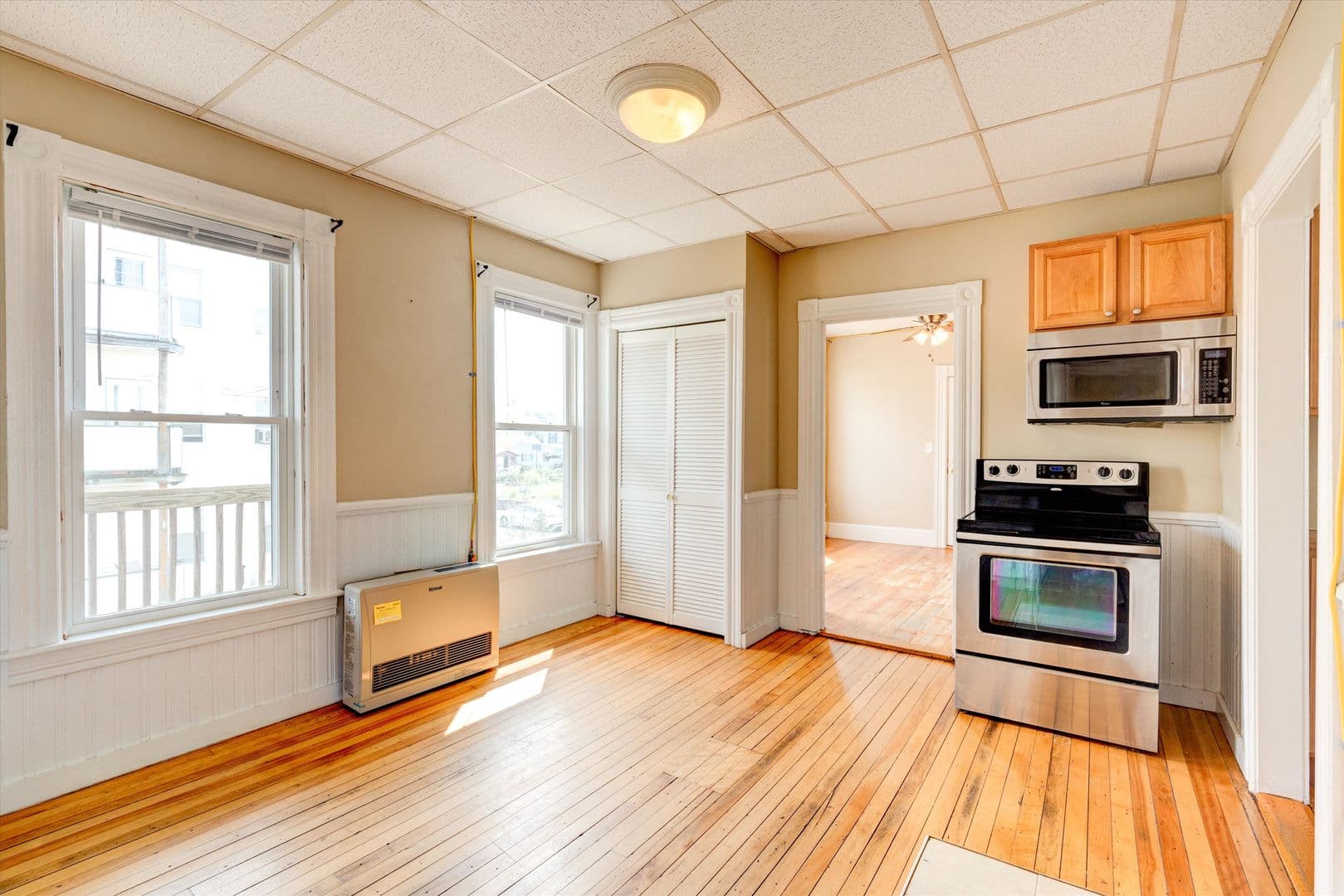 Manchester Apartment: 475 Rimmon Street - Unit #2