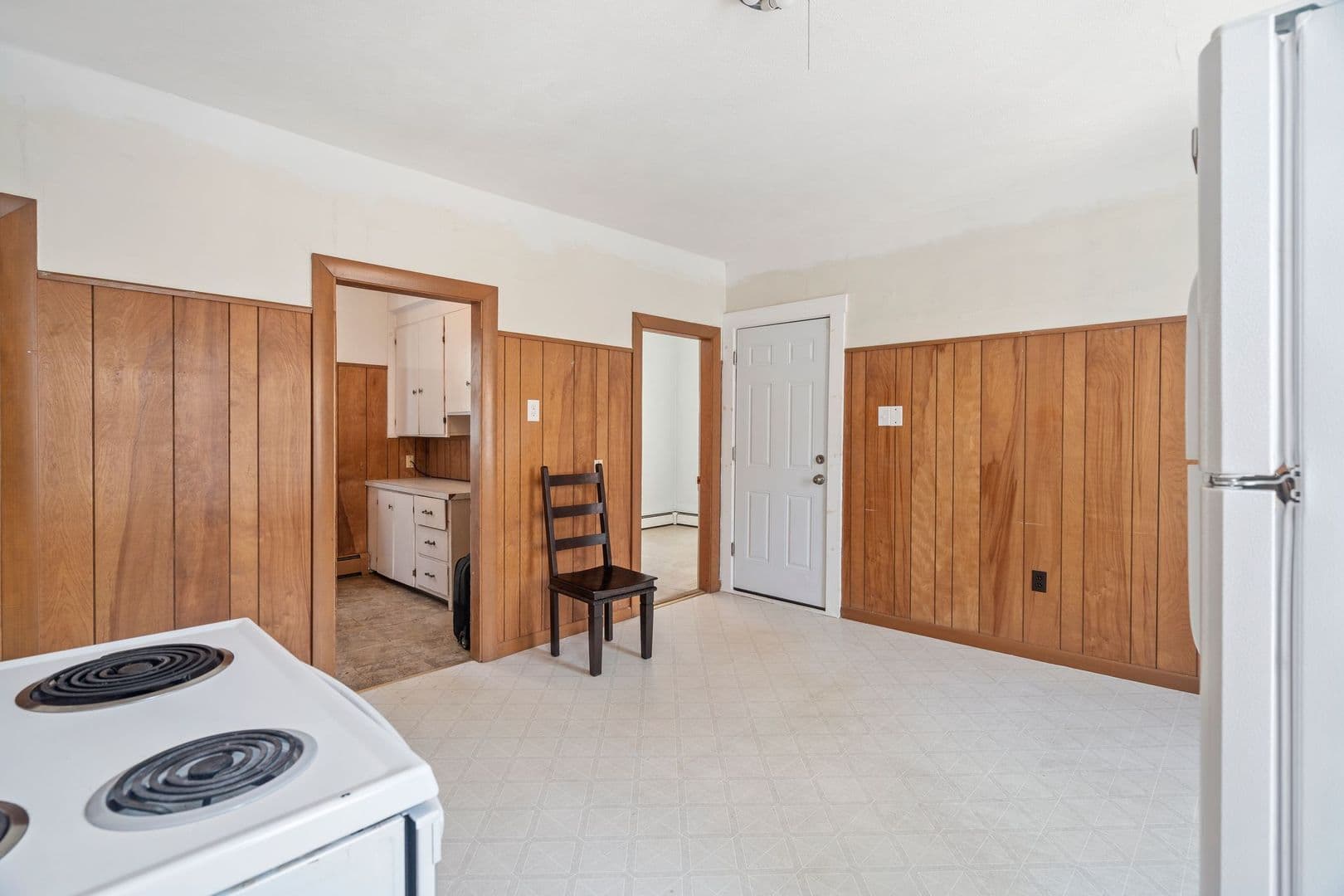 Manchester Apartment: 135 Sagamore St