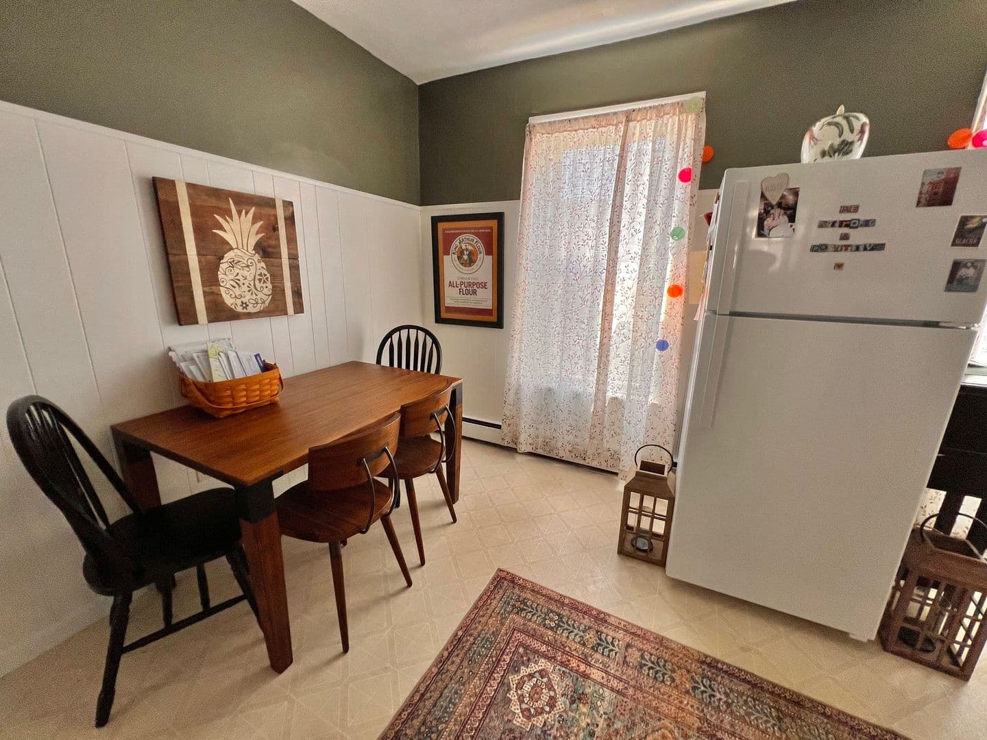 Manchester Apartment: 135 Sagamore St