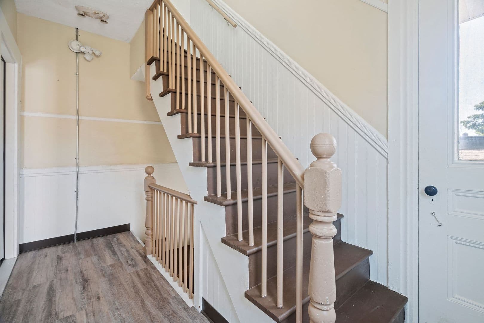 Manchester Apartment: 135 Sagamore St