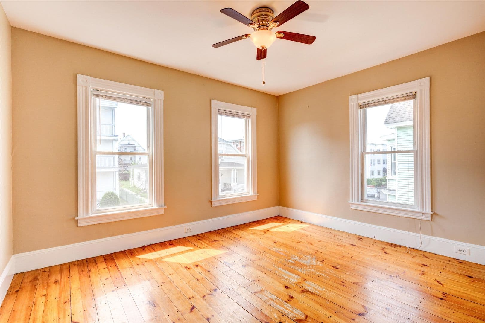 Manchester Apartment: 475 Rimmon Street - Unit #2