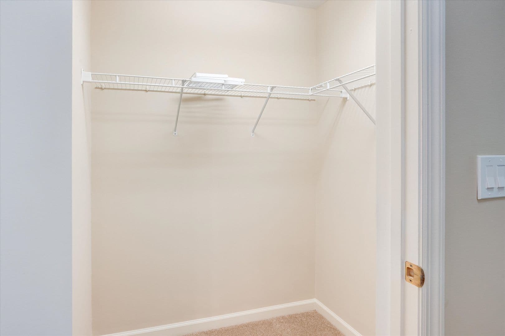 Manchester Apartment: 3 Country Club Drive Unit 103