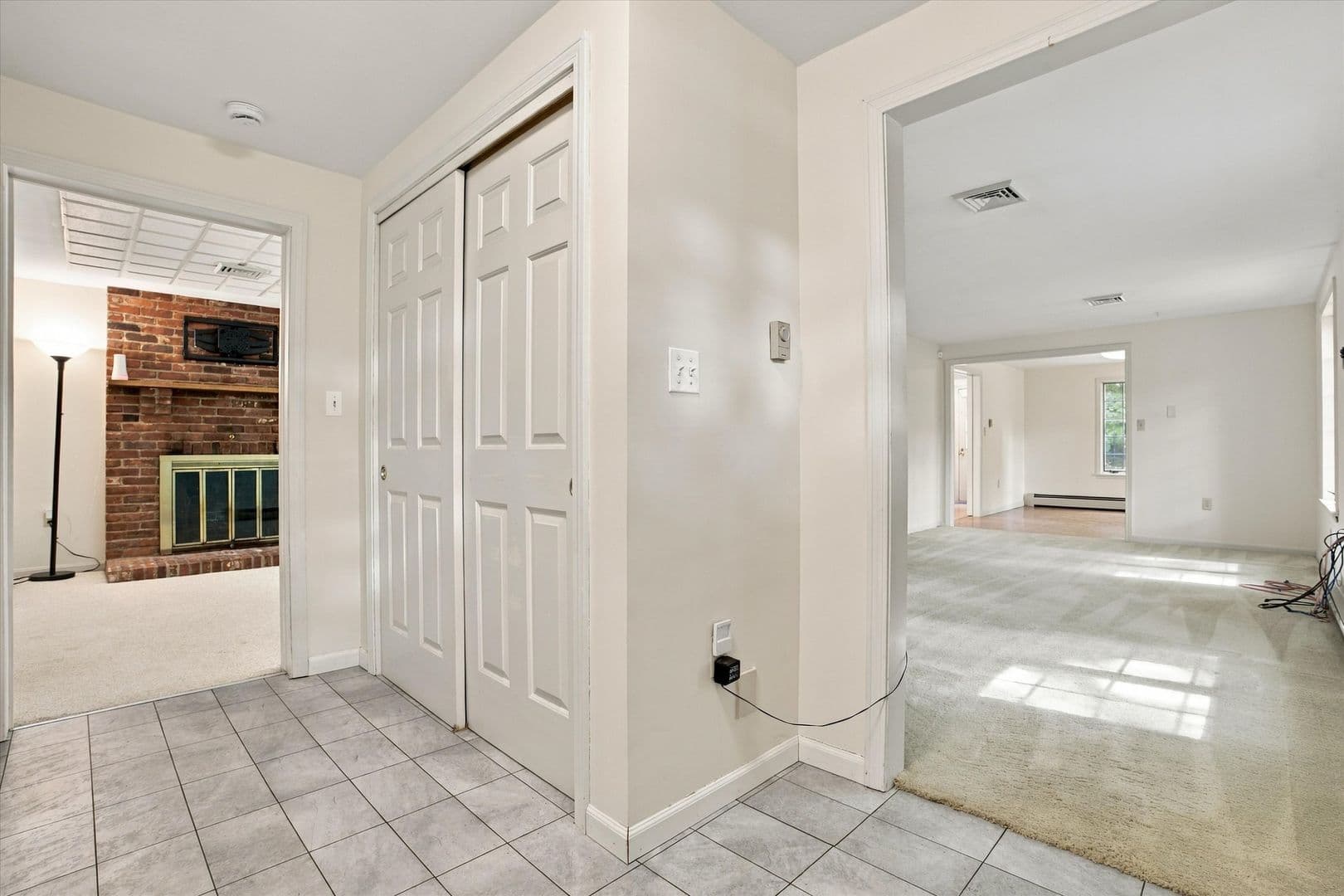 Hollis House: 26 Louise Drive