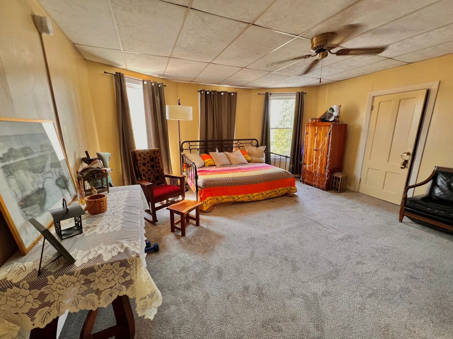 Manchester Apartment: 135 Sagamore St