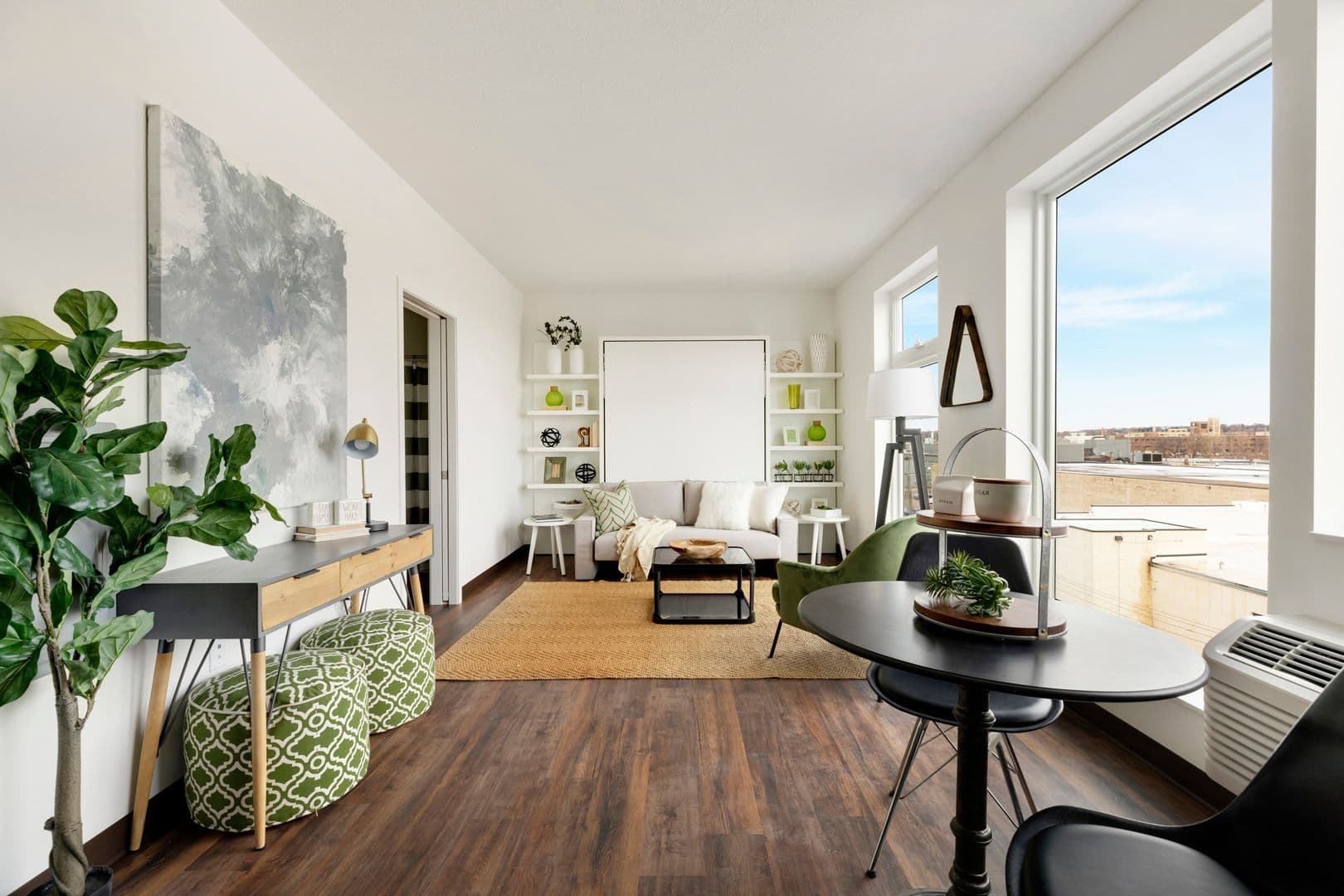 Minneapolis Apartment: 309 Ulysses St. NE