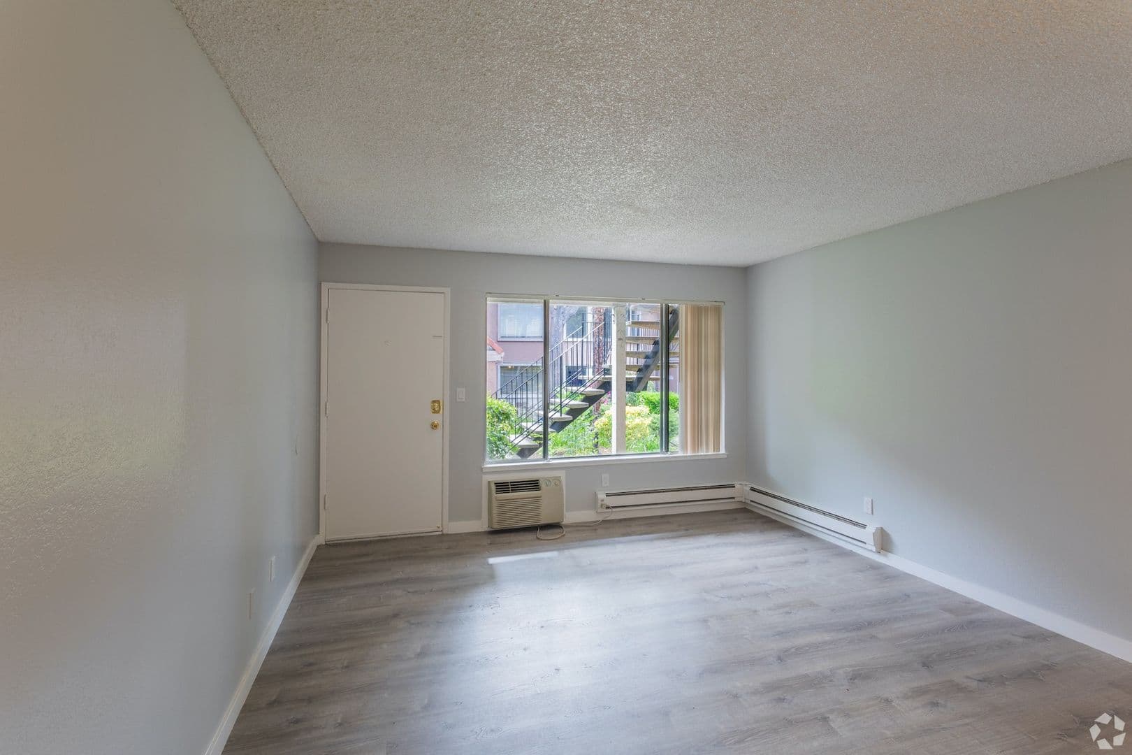 San Jose Apartment: 5255 Camden Ave