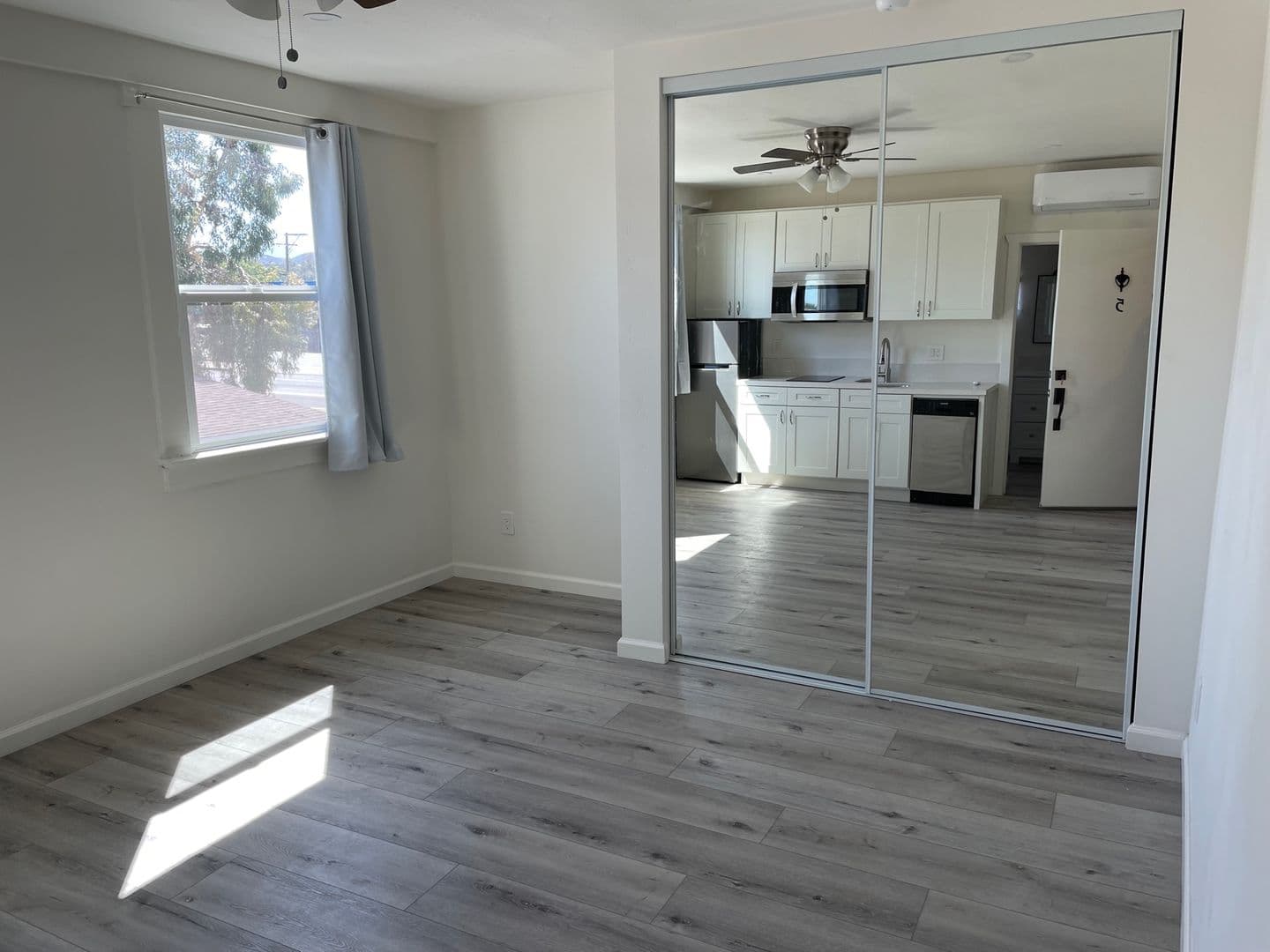 Ramona Apartment: 835-845 Main Street