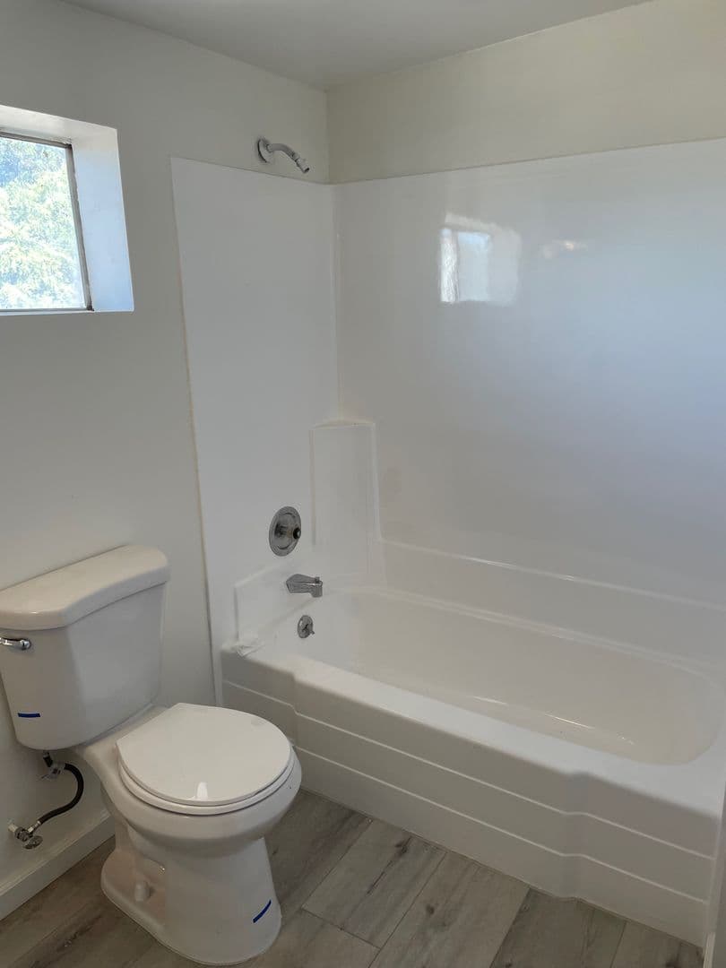 Ramona Apartment: 835-845 Main Street