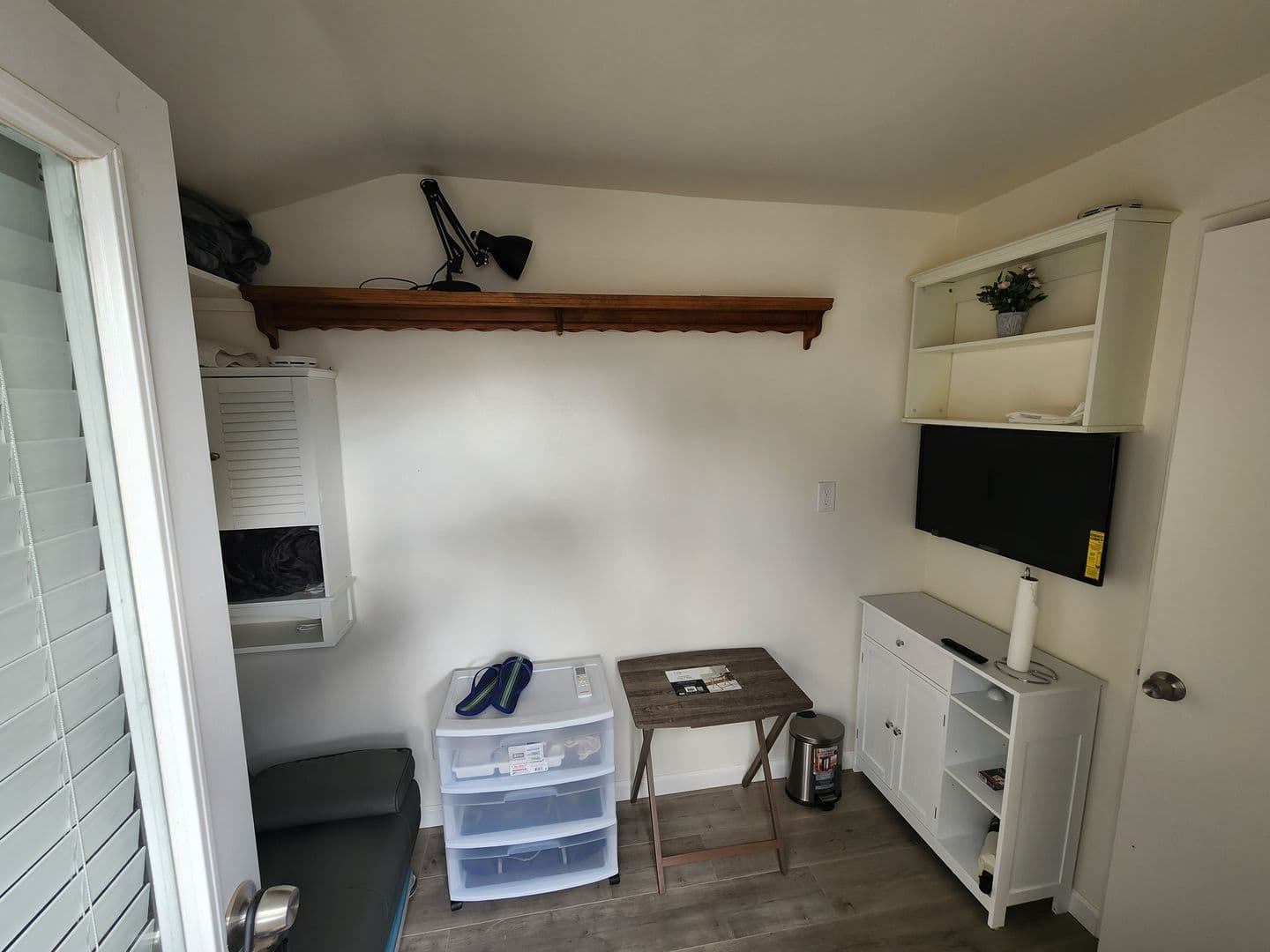 Ramona Apartment: 835-845 Main Street