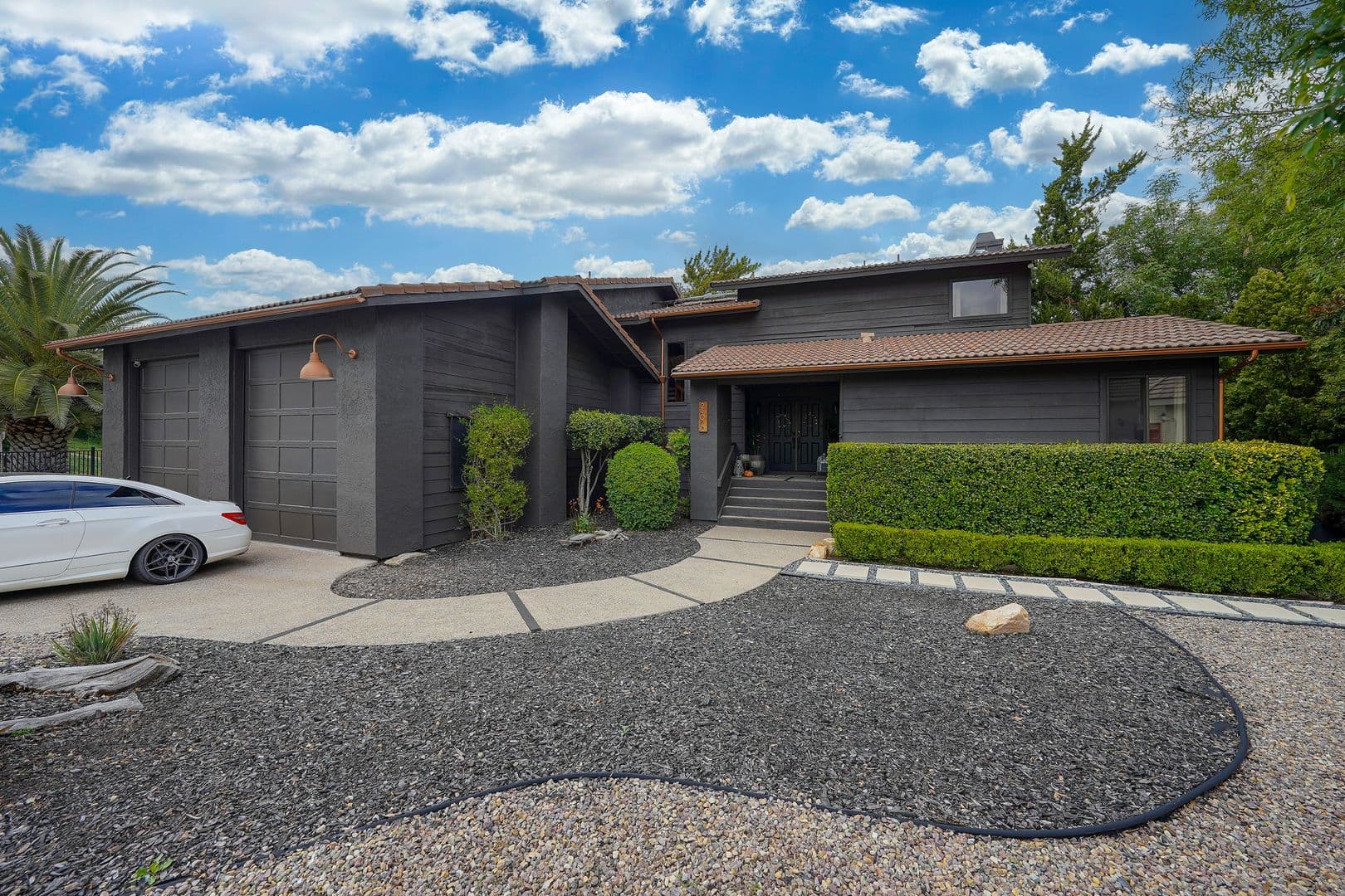 Ramona House: 24020 Vista Vicente Court