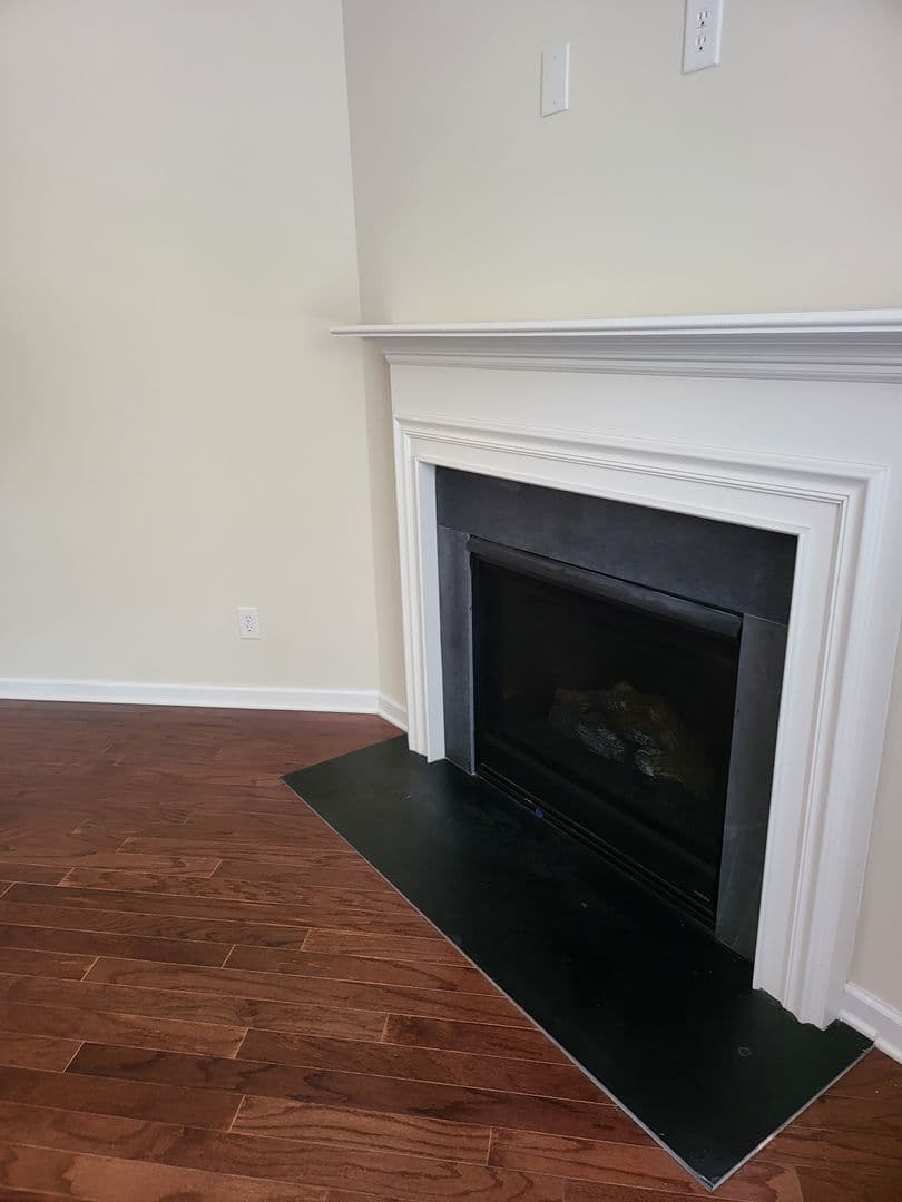 Madison House: 284 Big Oak Ln
