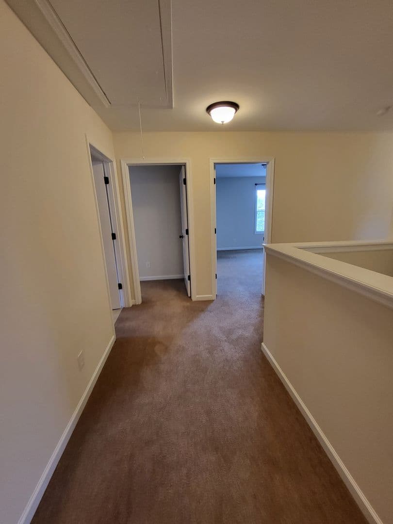 Madison House: 284 Big Oak Ln