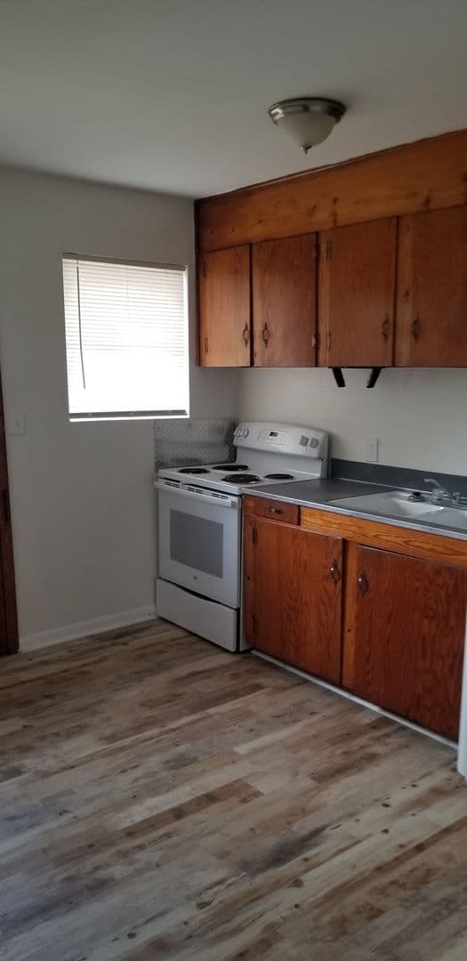 Huntsville Apartment: 1701 Toll Gate Road SE