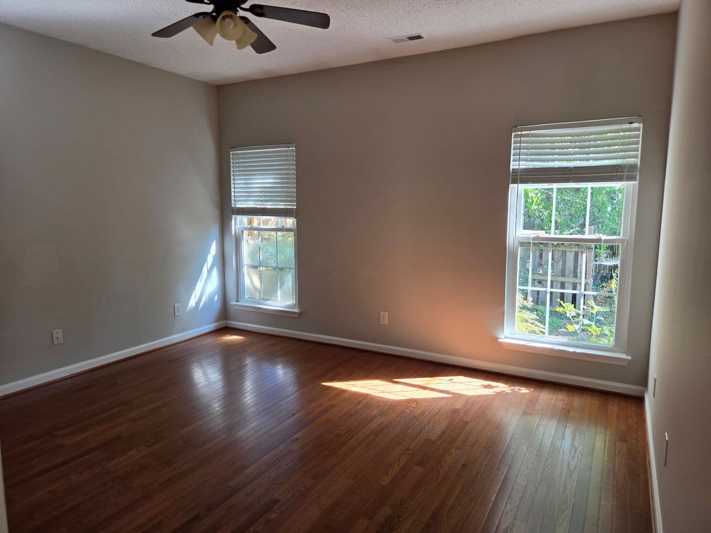 Huntsville House: 2607 Quail Ridge Ln SW