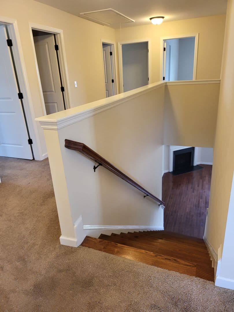 Madison House: 284 Big Oak Ln