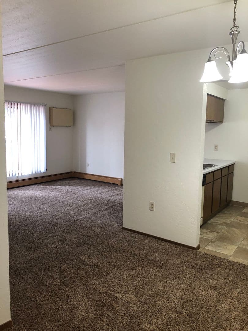 APPLETON Apartment: 3038 N. BALLARD RD