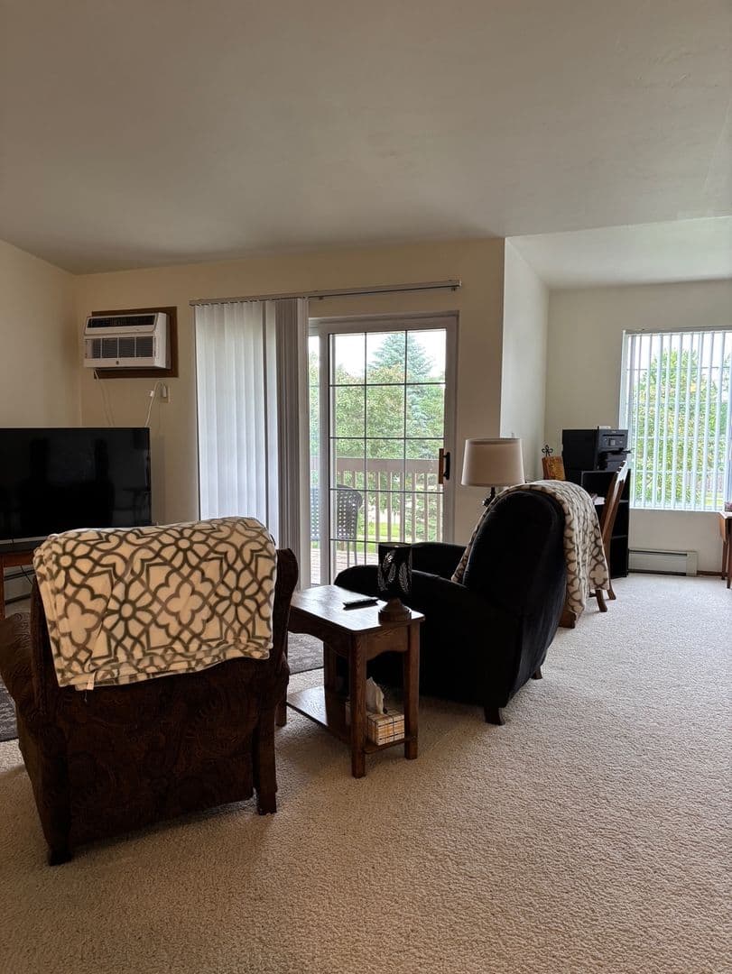 APPLETON Apartment: 2301-2409 ASHBURY DRIVE