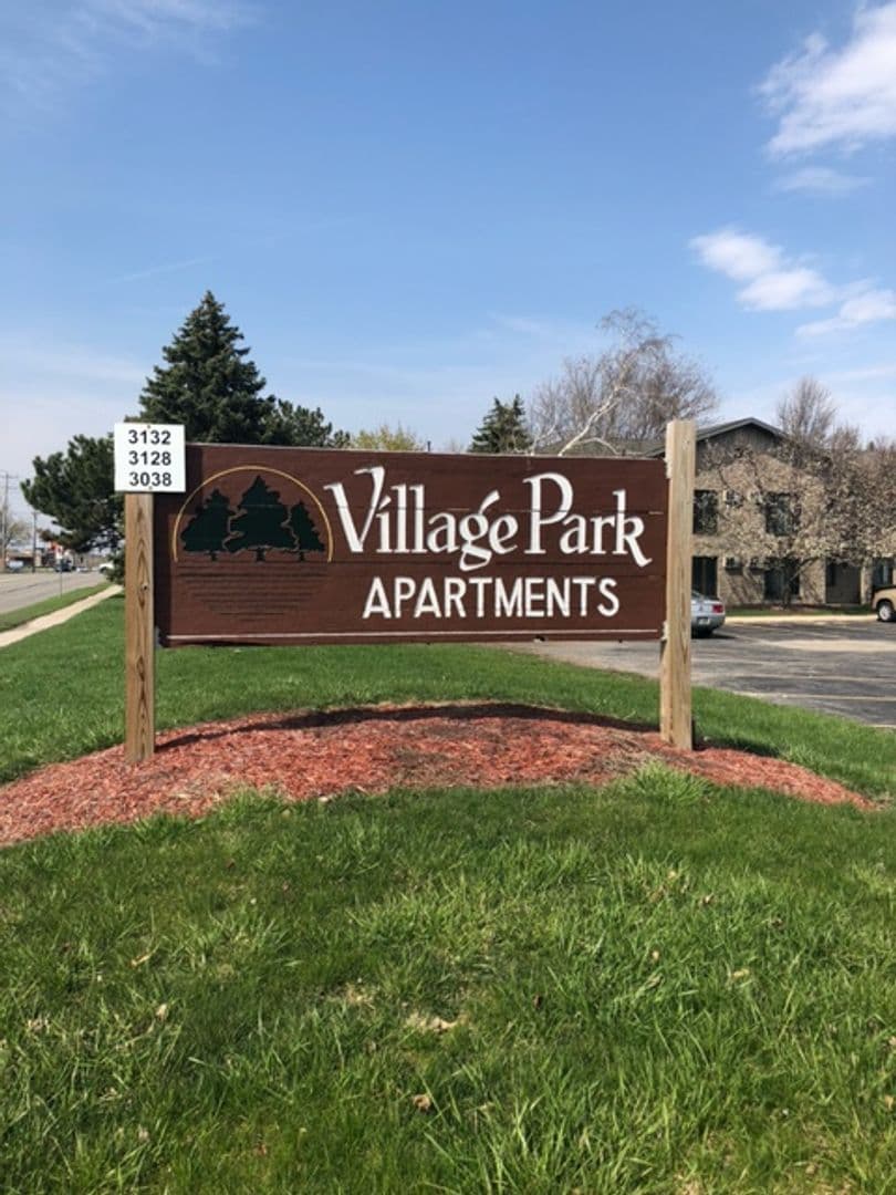 APPLETON Apartment: 3038 N. BALLARD RD