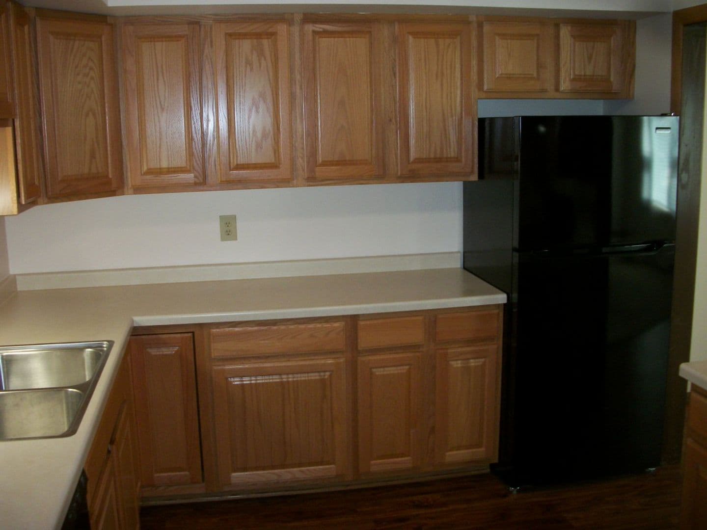 WAUKESHA Apartment: 305-409 SHEFFIELD ROAD