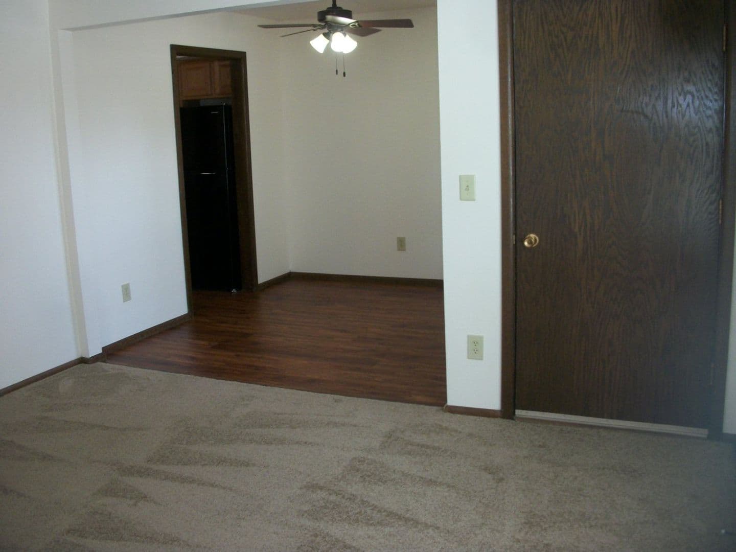 WAUKESHA Apartment: 305-409 SHEFFIELD ROAD