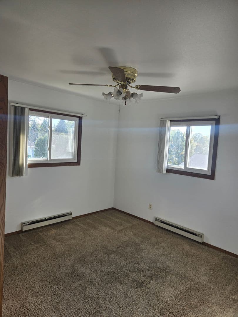 FOND DU LAC Apartment: 573 E SCOTT STREET