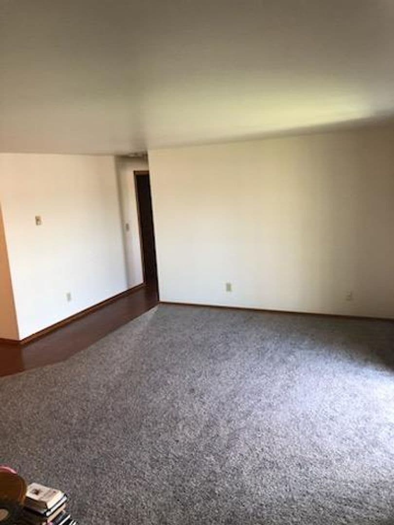 KAUKAUNA Apartment: 612-636 FRANCES STREET