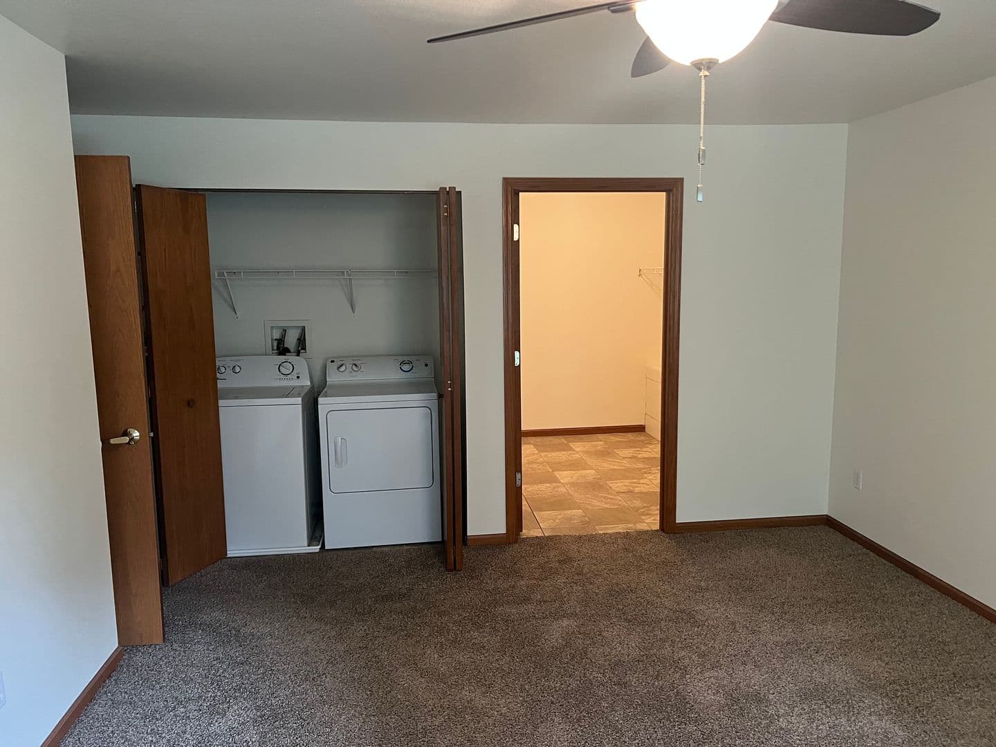 WAUPACA Apartment: 1025-1045 COVERED BRIDGE ROAD