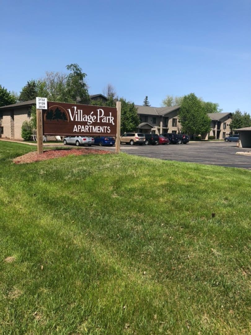 APPLETON Apartment: 3128-3132 N BALLARD RD