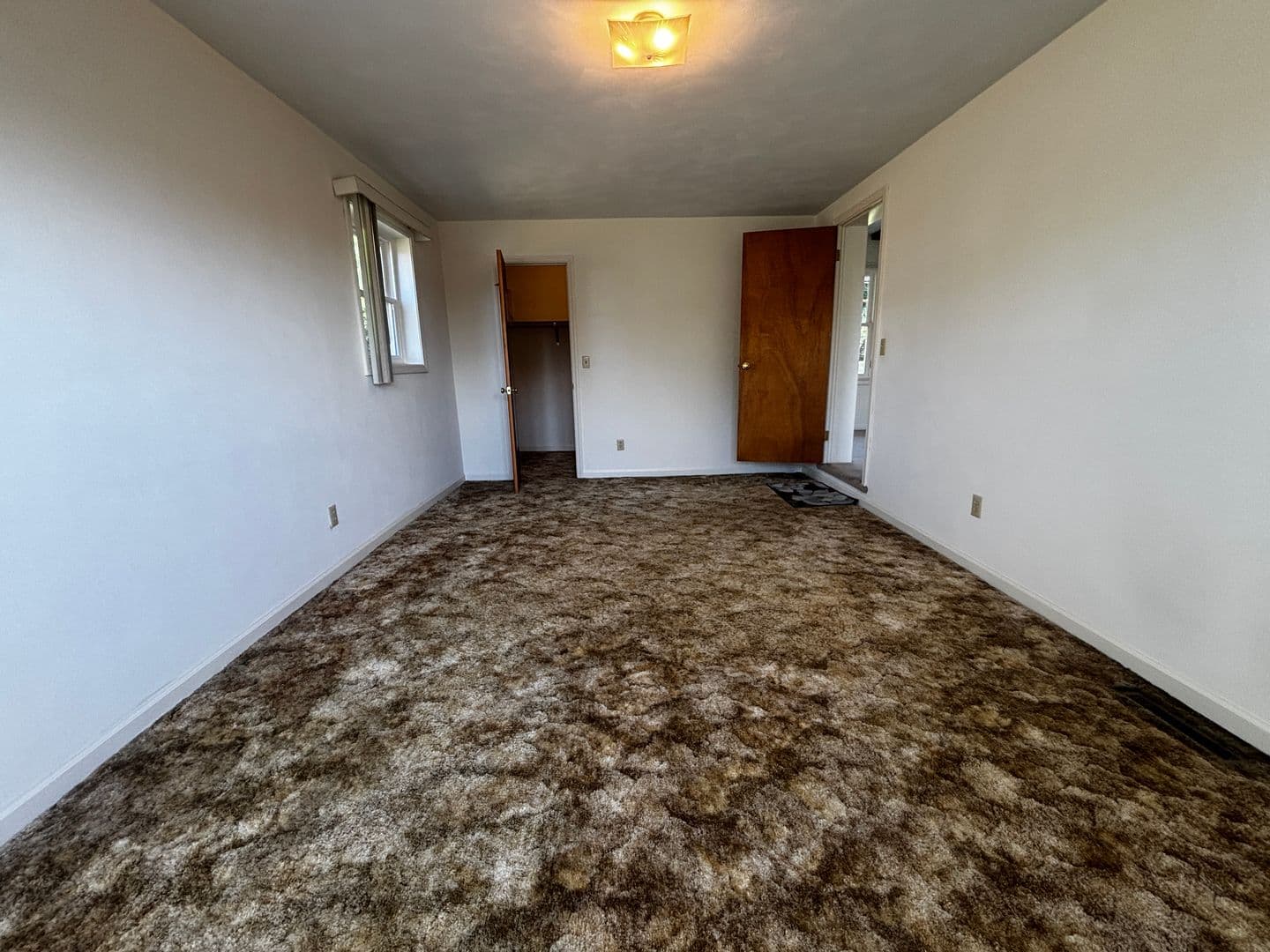 Salem House: 1511 Narcissus Street