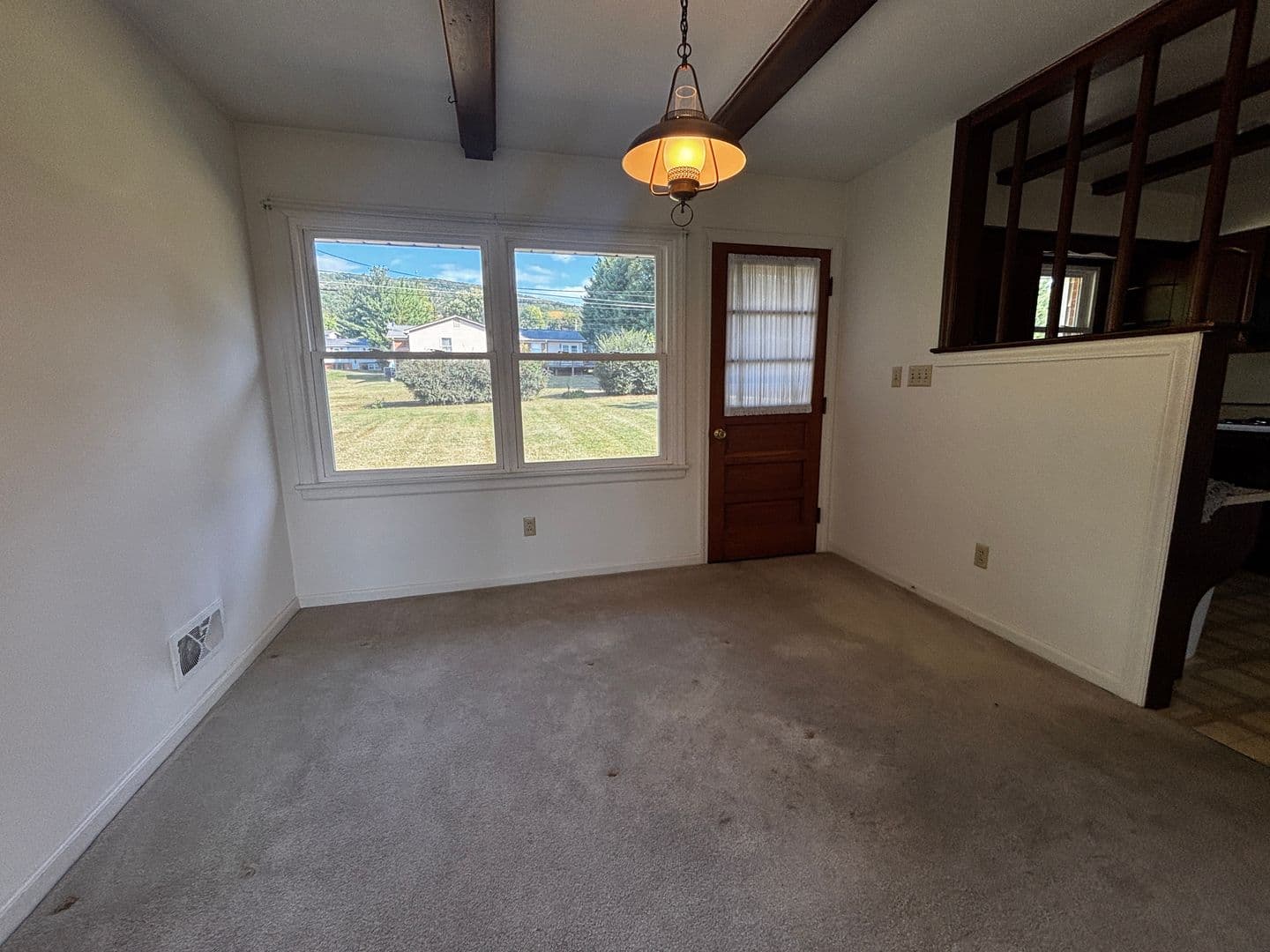 Salem House: 1511 Narcissus Street