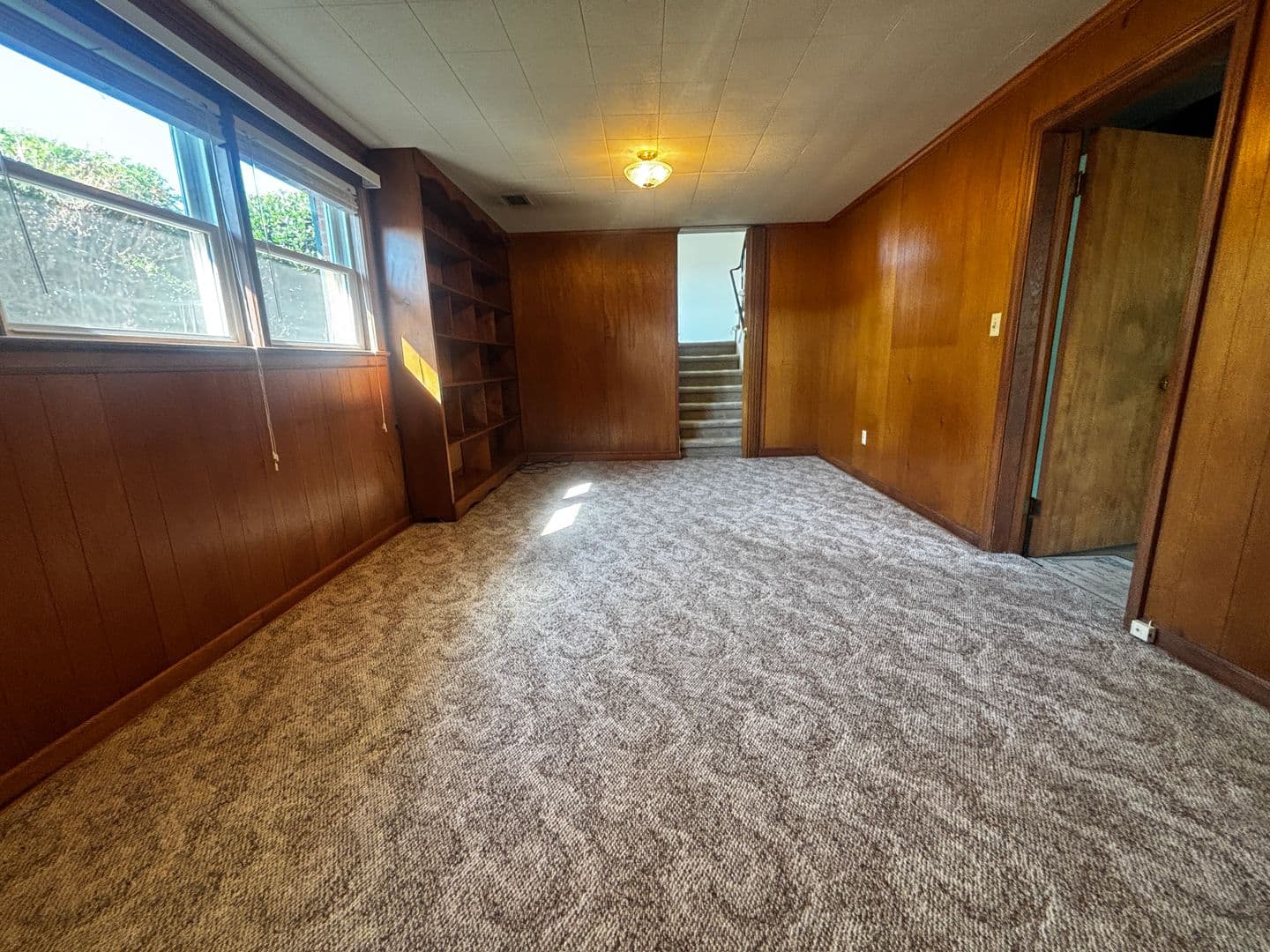 Salem House: 1511 Narcissus Street
