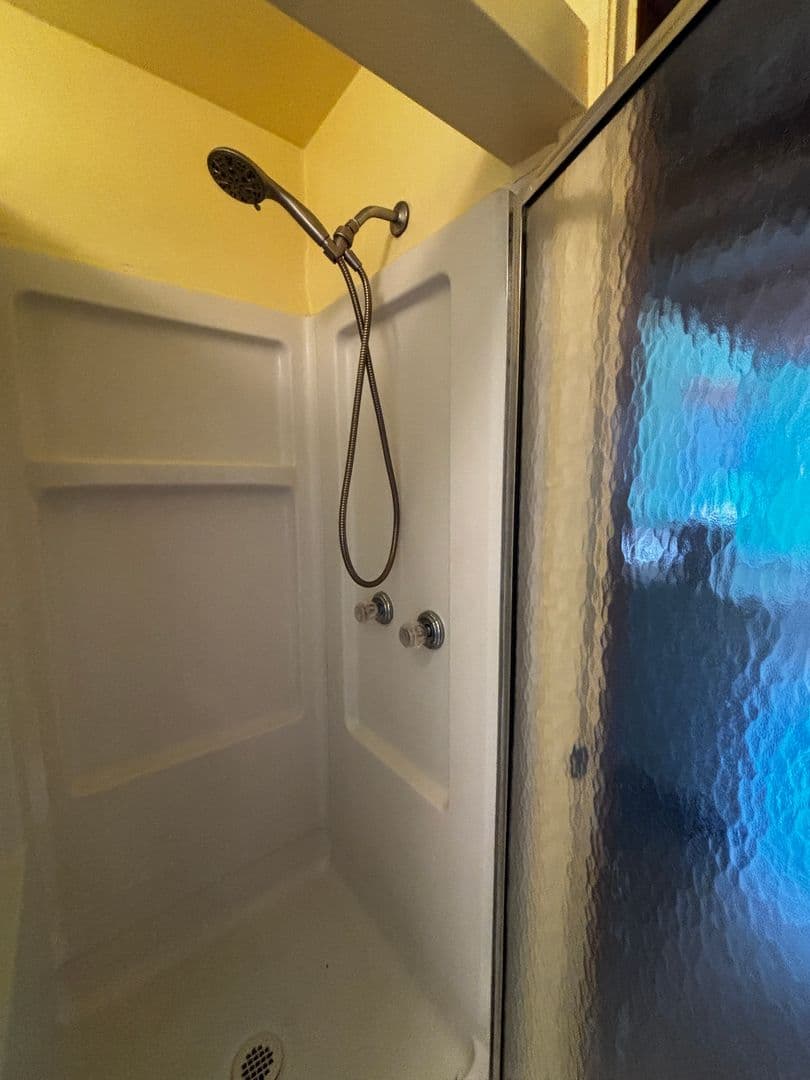 Salem House: 1511 Narcissus Street