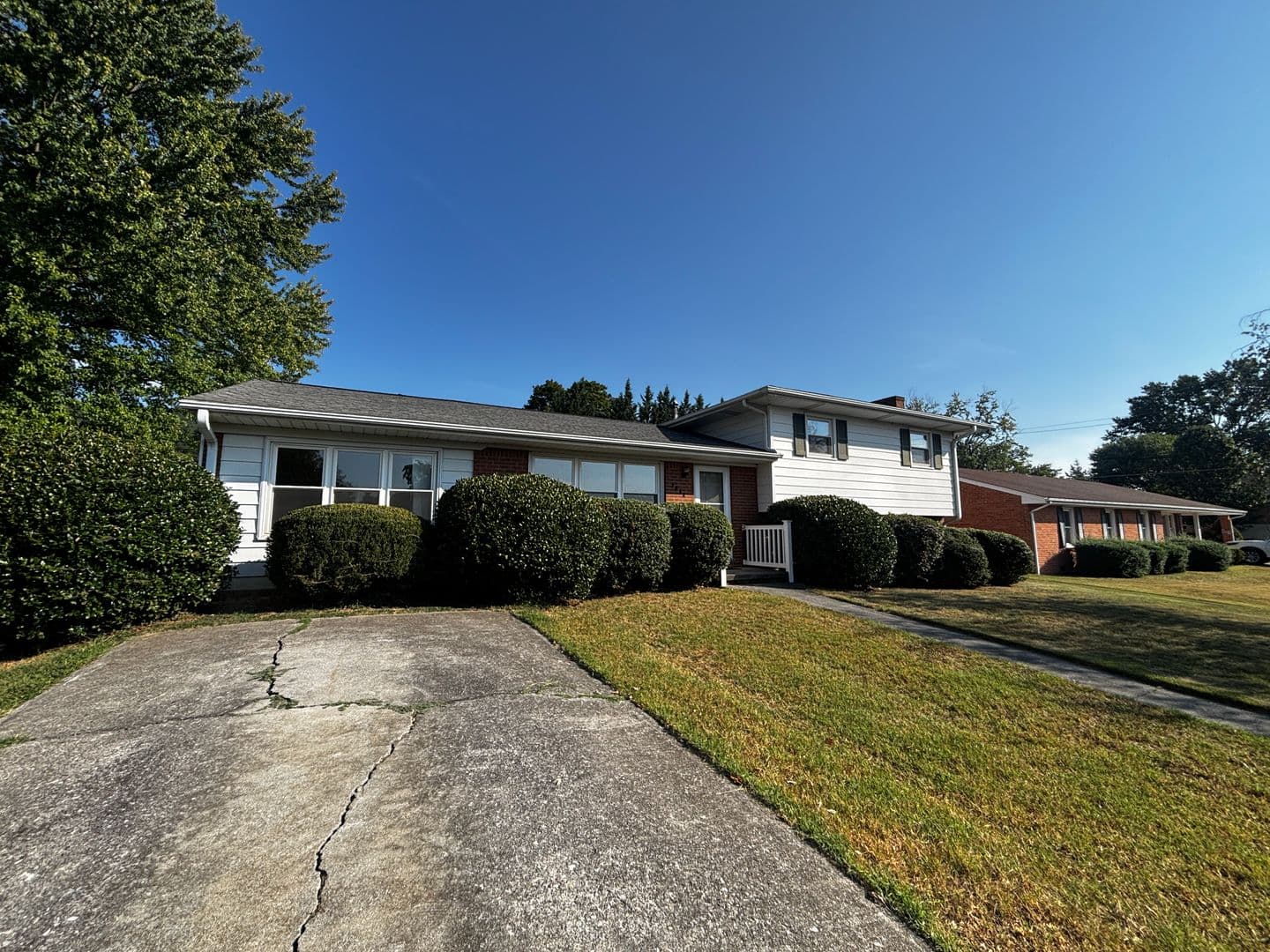 Salem House: 1511 Narcissus Street