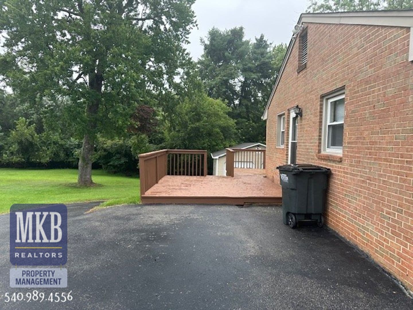 Vinton House: 745 Kenyon Road