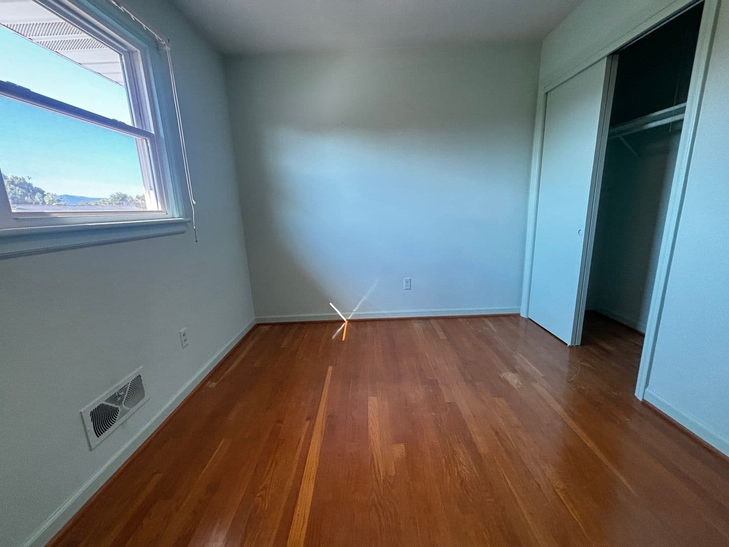 Salem House: 1511 Narcissus Street