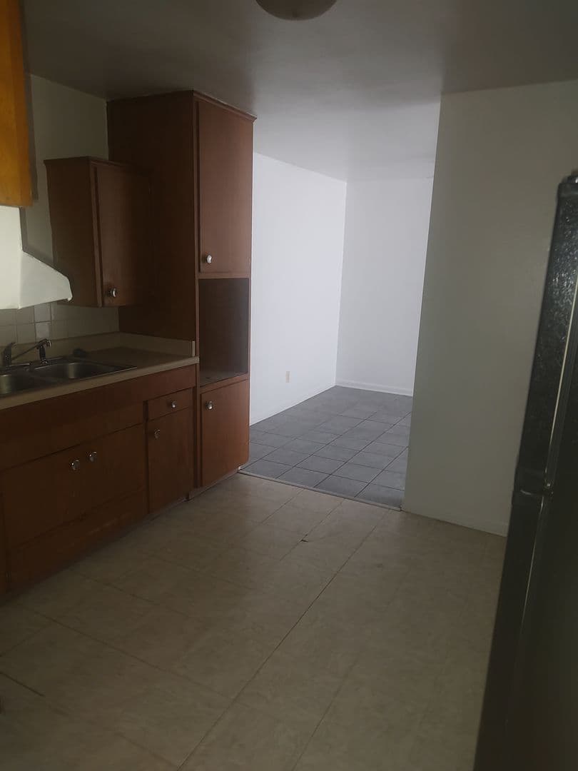 Kenosha Apartment: 1600 60th Street
