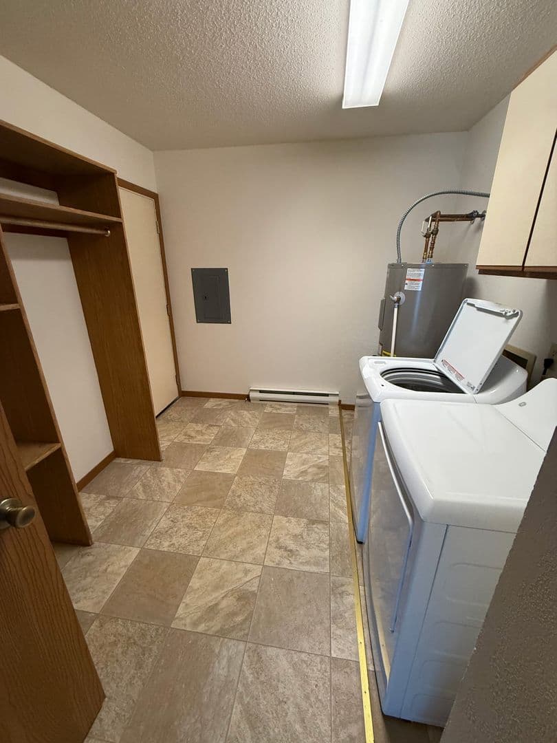 Marshfield Apartment: 2411 Monique Ln