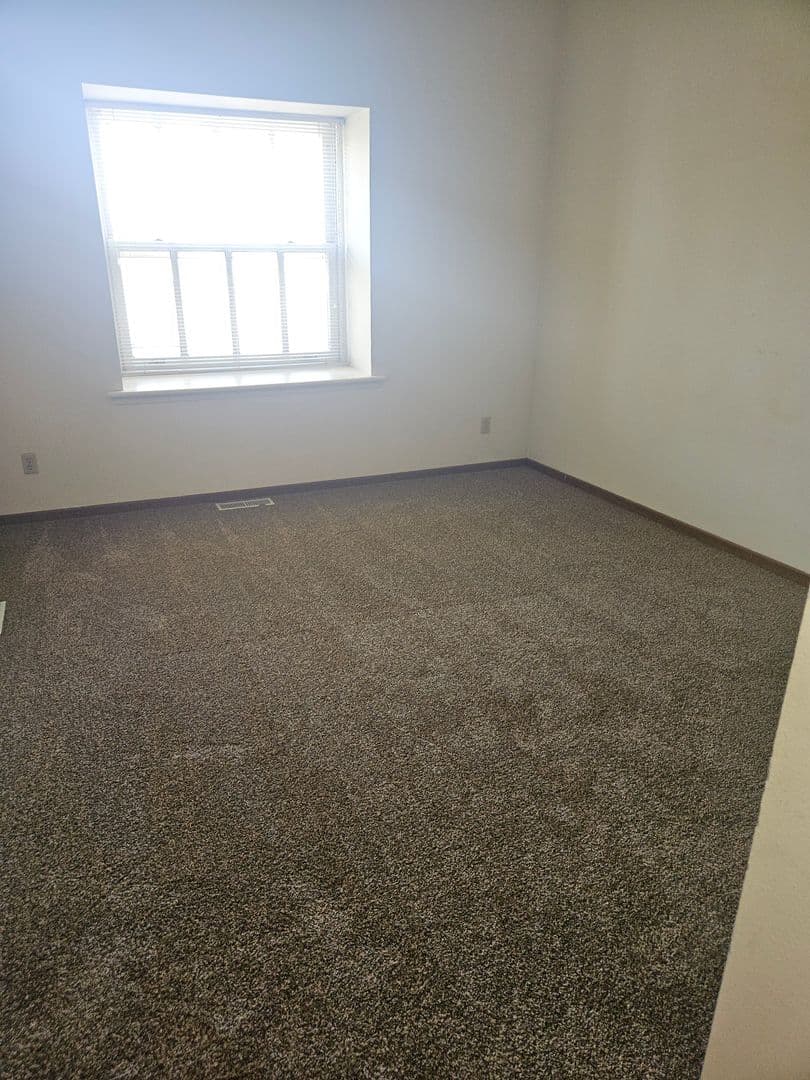Platteville Apartment: 30 N Elm Street-220