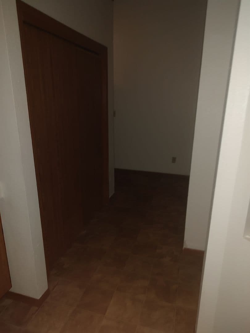 Racine Apartment: 1130 Carlisle Ave
