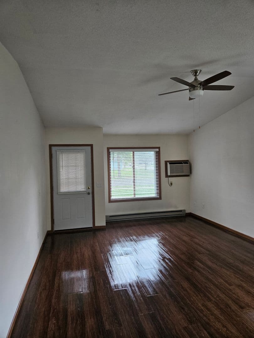 Marshfield Apartment: 2411 Monique Ln