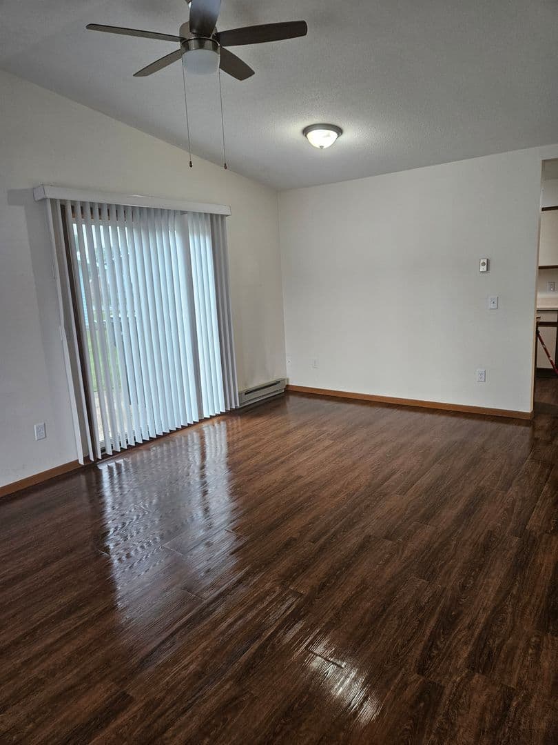 Marshfield Apartment: 2411 Monique Ln
