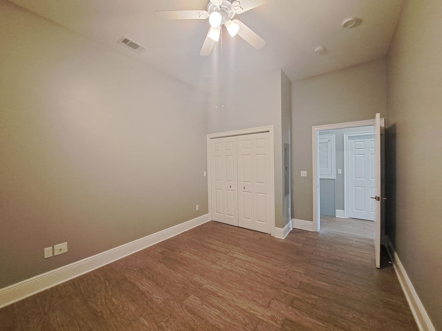 New Orleans Apartment: 4525 Freret