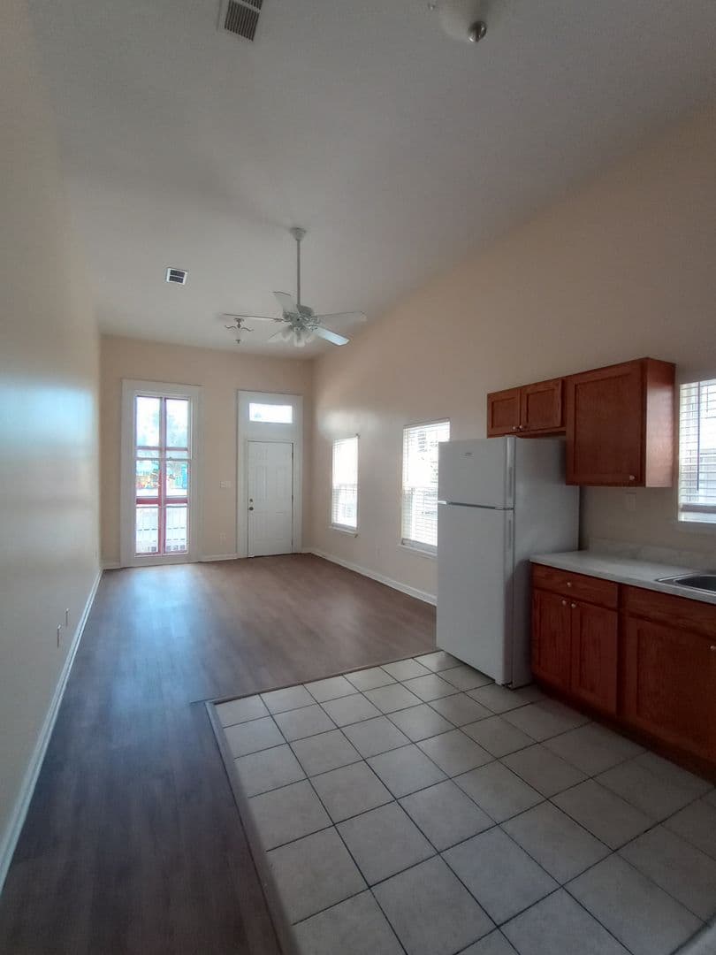 New Orleans Apartment: 326-28 S. Dorgenois