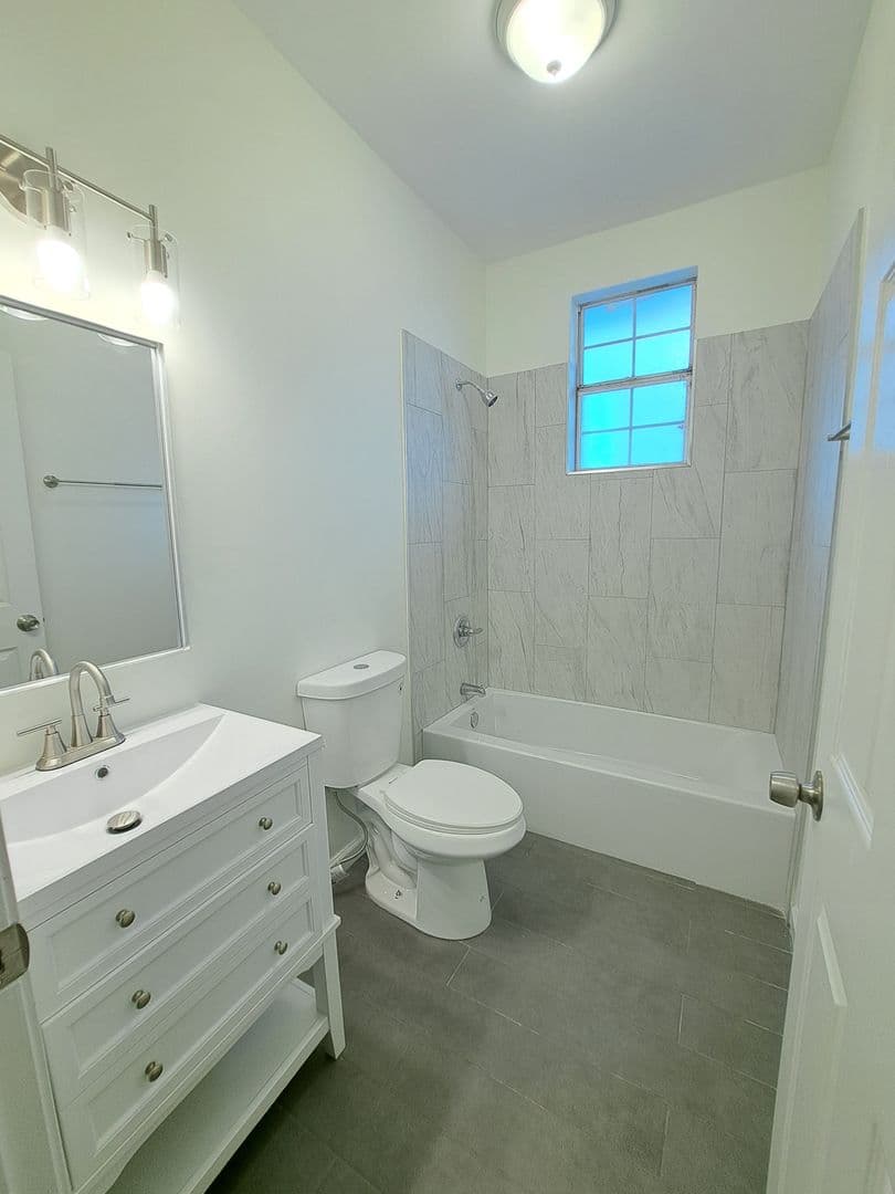 New Orleans Apartment: 535 S. Tonti