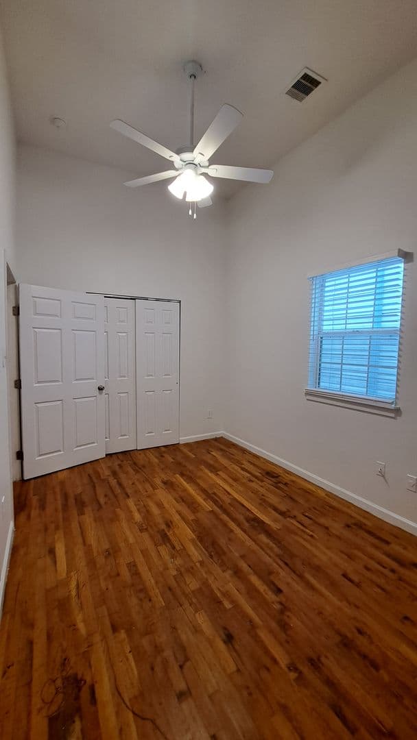 New Orleans Apartment: 2539-41 Gravier