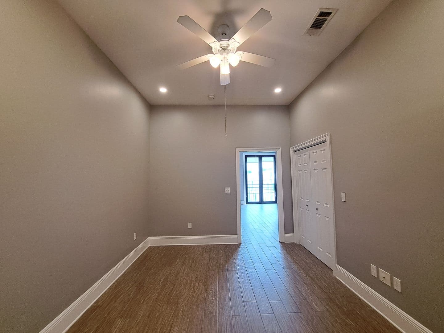 New Orleans Apartment: 4525 Freret