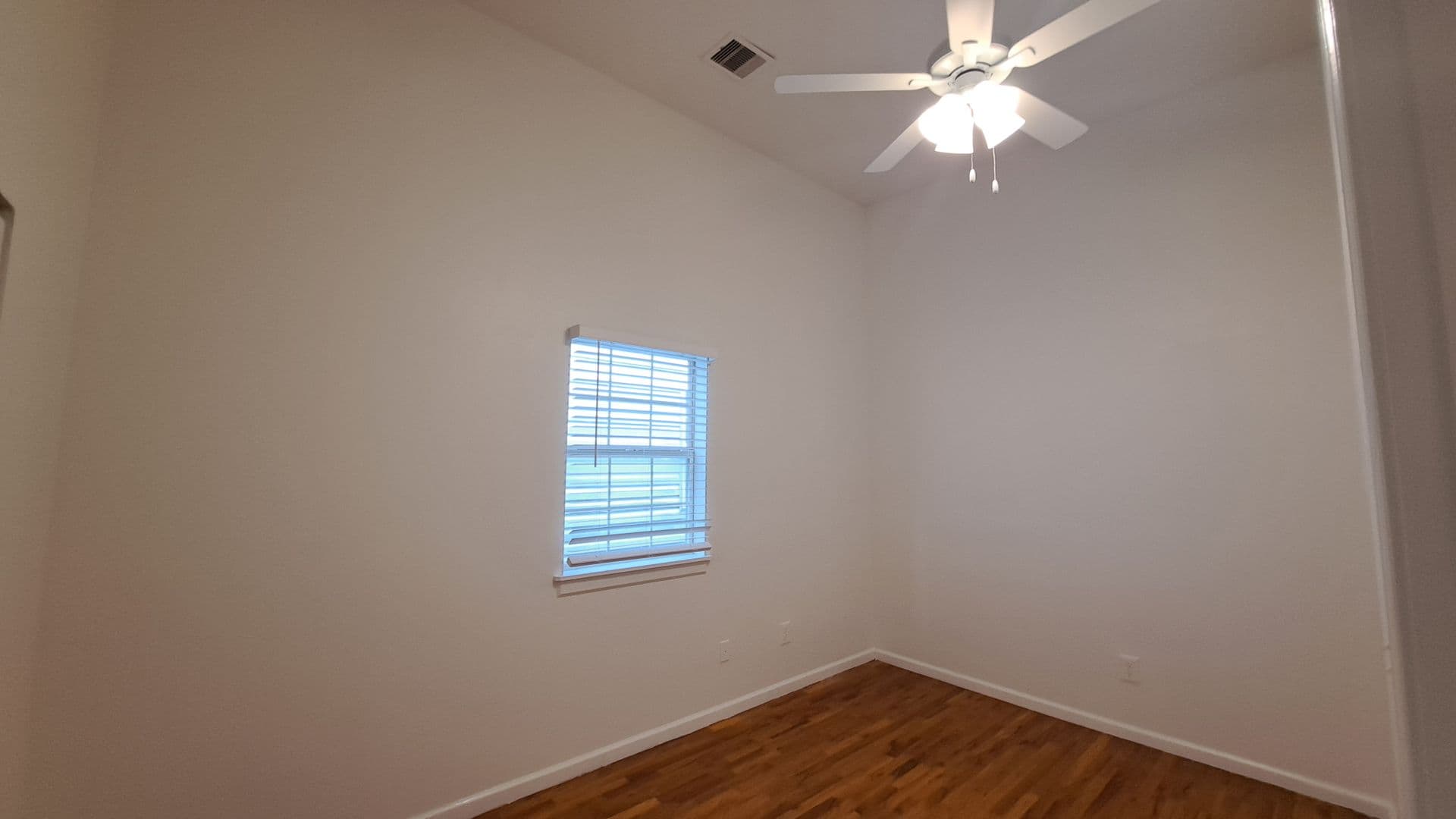 New Orleans Apartment: 2539-41 Gravier