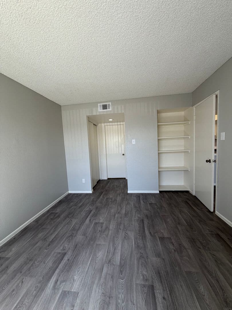 Phoenix Apartment: 5312 E. Taylor Street