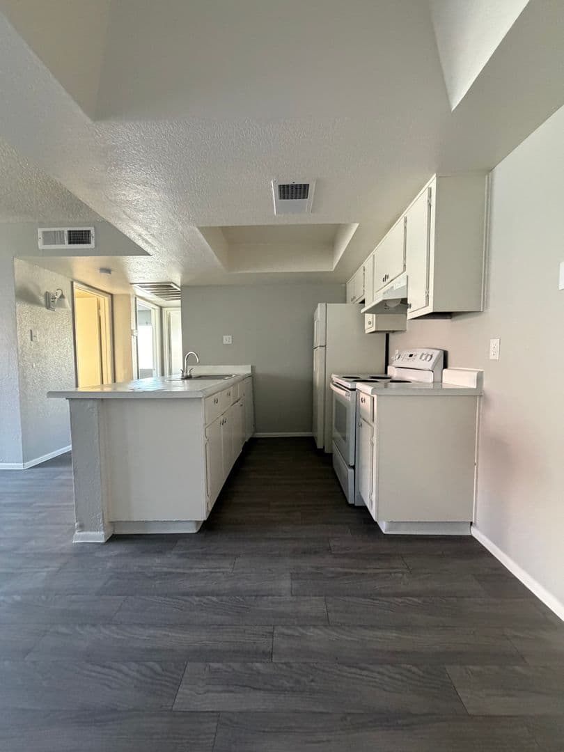 Phoenix Apartment: 5312 E. Taylor Street