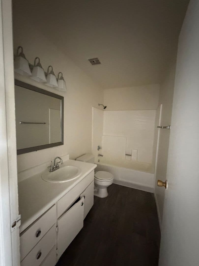 Phoenix Apartment: 5312 E. Taylor Street